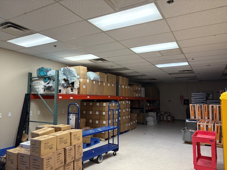 More Photos Of 220 N McKemy Blvd, Chandler Light Distribution For Lease