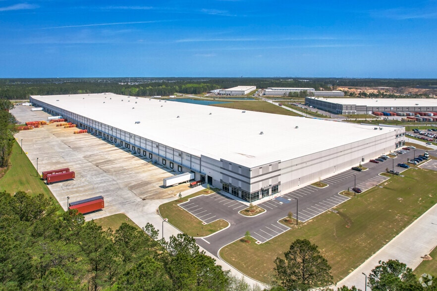More Photos Of 521 Morgan Lakes Industrial Blvd, Pooler Warehouse For Lease