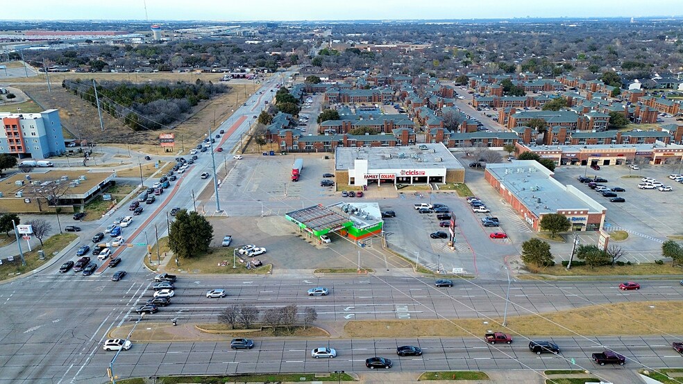 More Photos Of 726 W Pioneer Pky, Grand Prairie Unknown For Lease