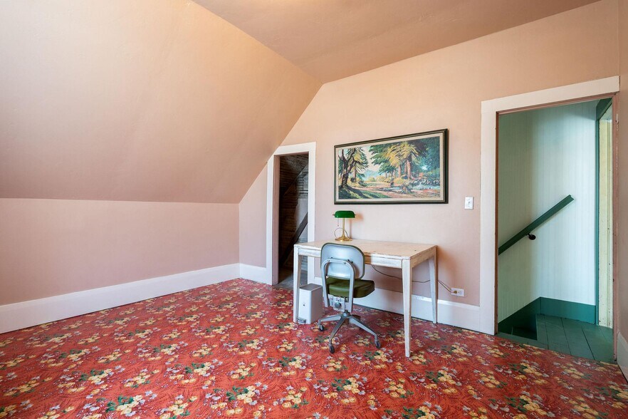 More Photos Of 203 5th Ave W, Kalispell Freestanding For Sale