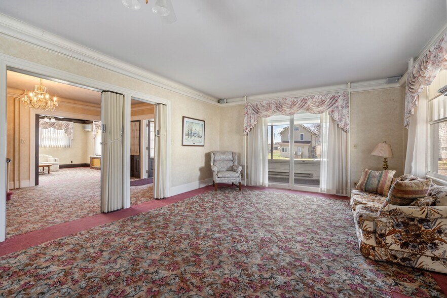 More Photos Of 1209 E 5th St, Superior Multifamily For Sale