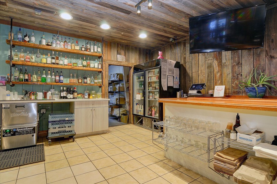More Photos Of 720 E 50 Hwy, Salida Restaurant For Sale