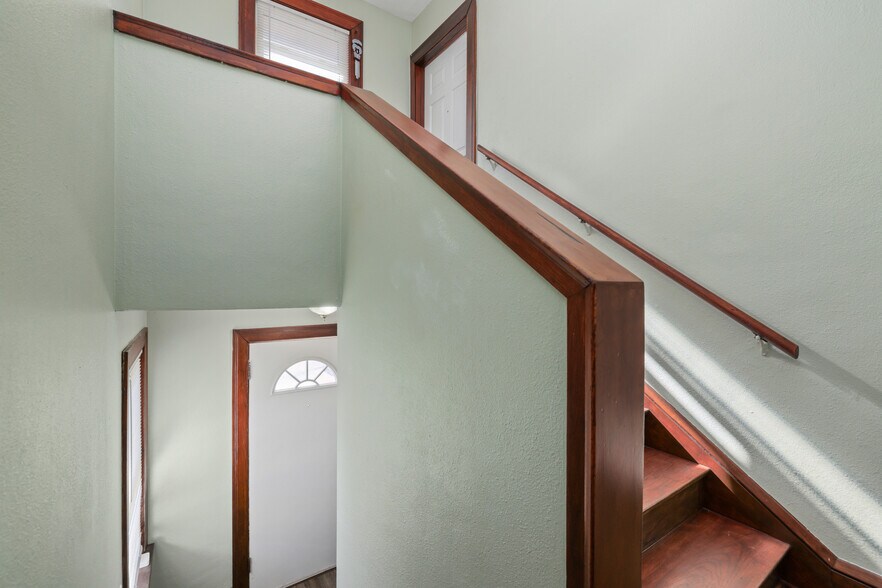 More Photos Of 817 Cedar St, Jacksonville Apartments For Sale