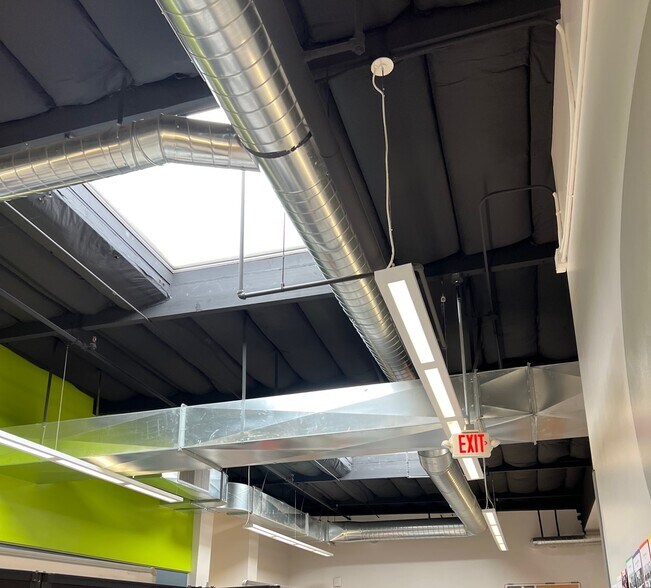 More Photos Of 537-539 E Weddell Dr, Sunnyvale Schools For Sale