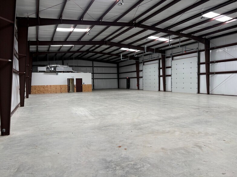 More Photos Of 764 Soechting Rd, New Braunfels Unknown For Lease