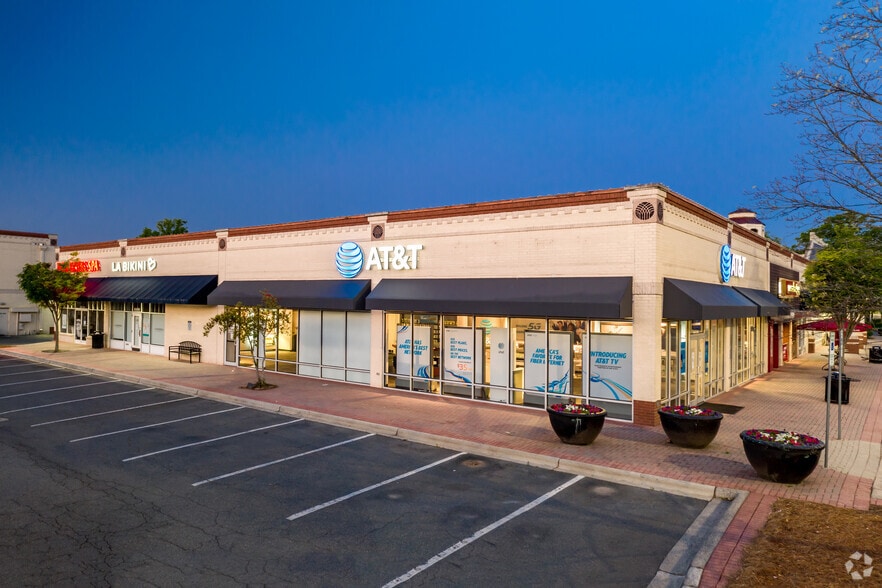 More Photos Of 3333-3351 Pineville Matthews Rd, Charlotte Unknown For Lease