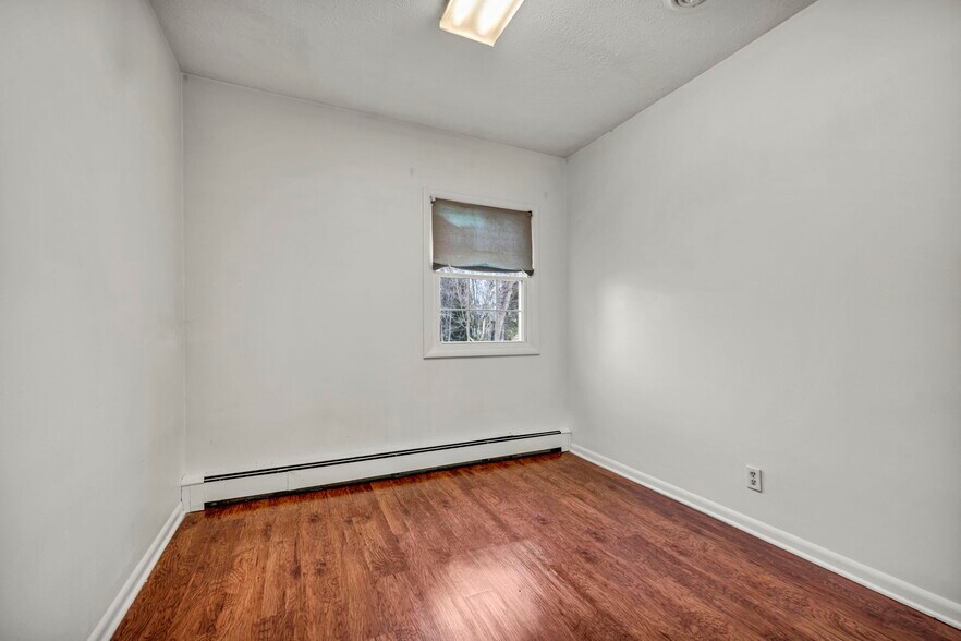 More Photos Of 10570-10574 Ravenna Rd, Twinsburg Office For Lease