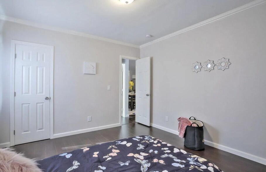 More Photos Of 1753 Church St, Oakland Specialty For Lease
