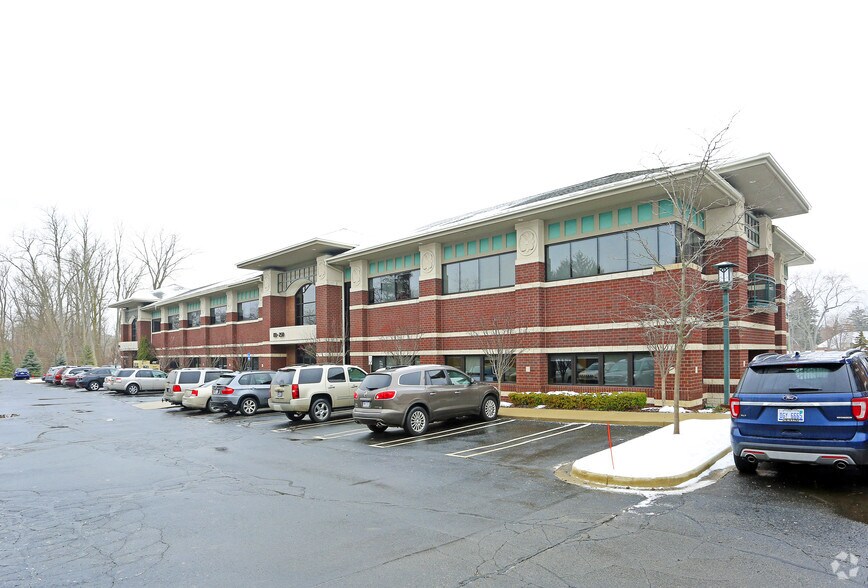 More Photos Of 29110 Inkster Rd, Southfield Office For Lease