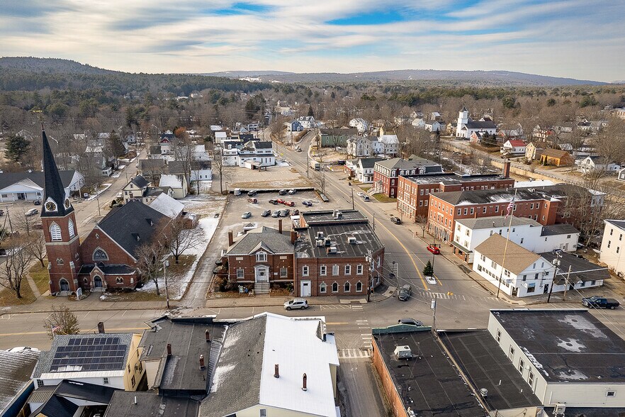 More Photos Of 4 Central St, Farmington Bank For Sale