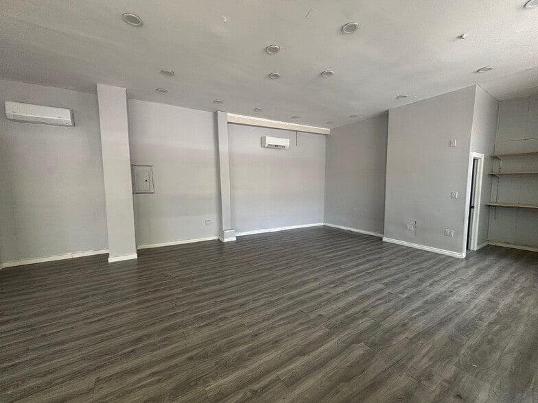 More Photos Of 691-697 Washington Ave, Brooklyn Storefront Retail Residential For Lease