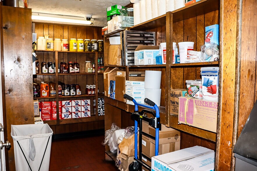 More Photos Of 3313 Old Forest Rd, Lynchburg Restaurant For Sale