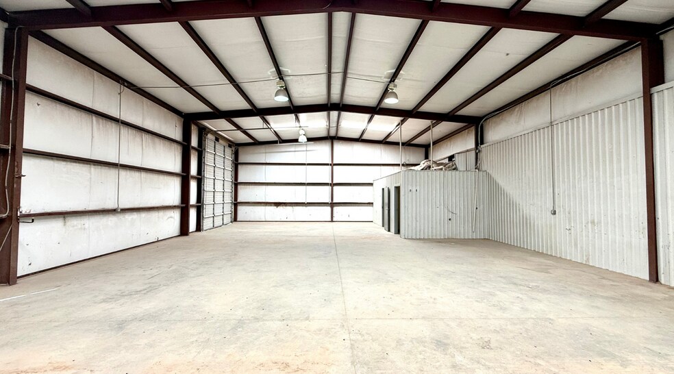 More Photos Of 12920 State Highway 191, Midland Warehouse For Lease