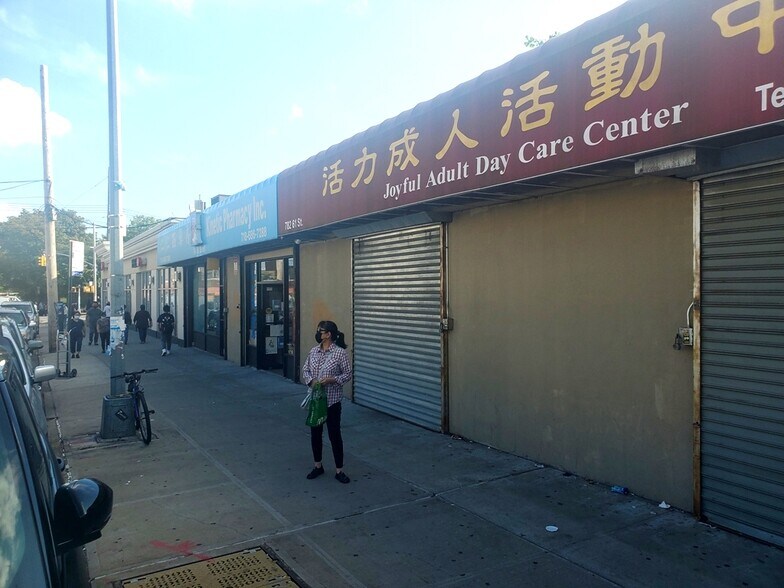 More Photos Of 782 61st St, Brooklyn Storefront For Lease