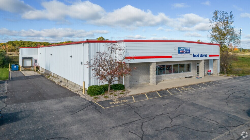 Primary Photo Of 14301 White Creek Ave NE, Cedar Springs Freestanding For Lease