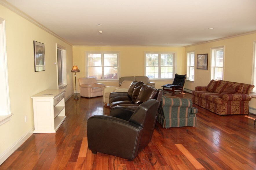 More Photos Of 199 Starr Ridge Rd, Brewster Village Horse Stables For Sale