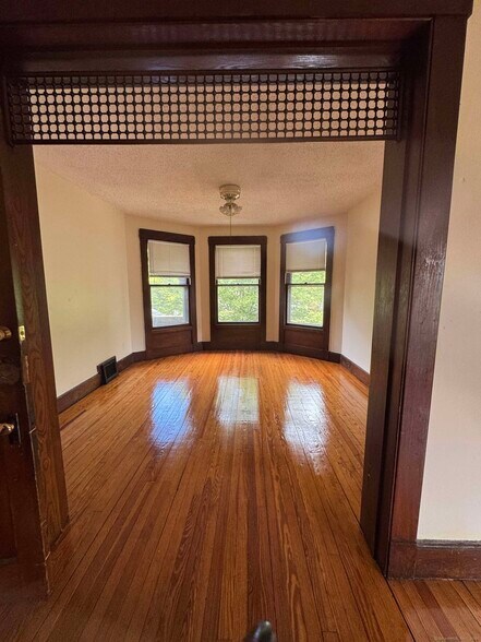 More Photos Of 868 Elm St, New Haven Apartments For Sale