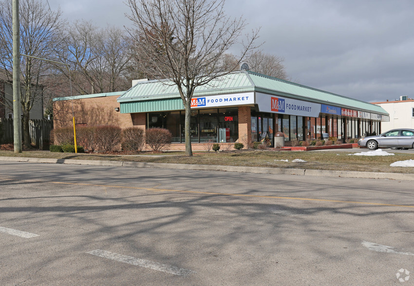 Primary Photo Of 36 Main St E, Grimsby Fast Food For Sale