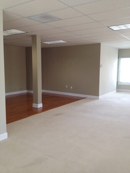 More Photos Of 51 Grove St, Chester Office For Lease