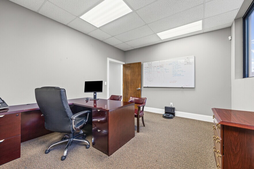 More Photos Of 8190 Regent Pky, Fort Mill Warehouse For Lease