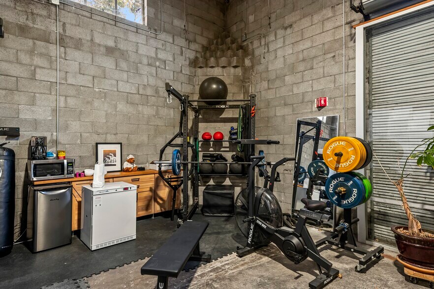 More Photos Of 5532 San Pablo Ave, Oakland Warehouse For Sale