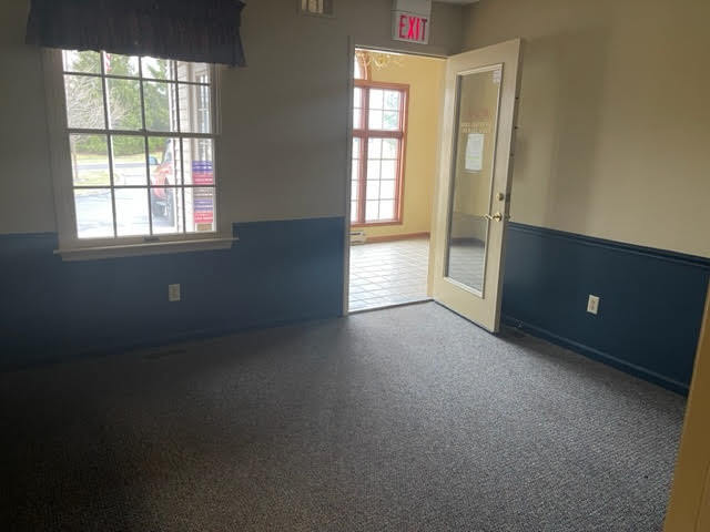 More Photos Of 1060-1066 Summit Dr, Middletown Medical For Sale