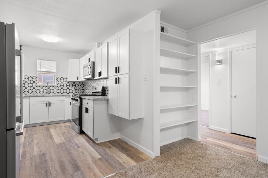 More Photos Of 2404 Louise St, Denton Multifamily For Sale