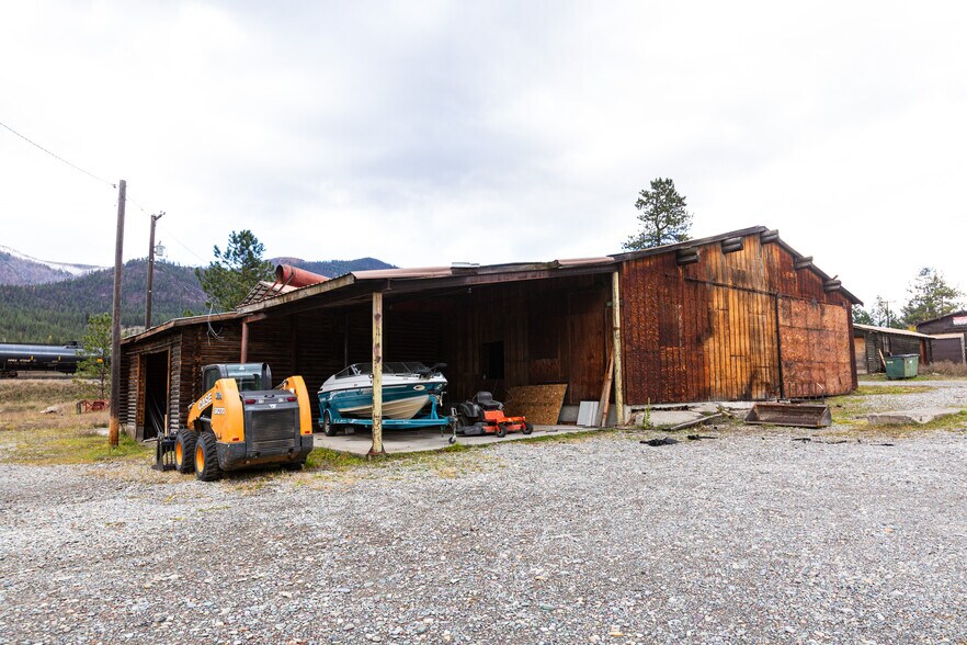 More Photos Of 2213 Main St E, Thompson Falls Land For Sale