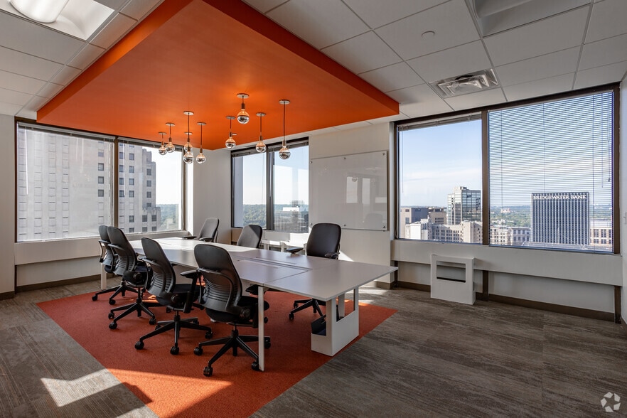 More Photos Of 101 5th St E, Saint Paul Office For Sale