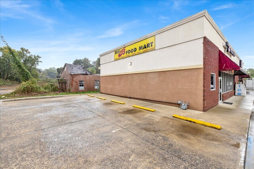 More Photos Of 4012 24th St N, Birmingham General Retail For Lease