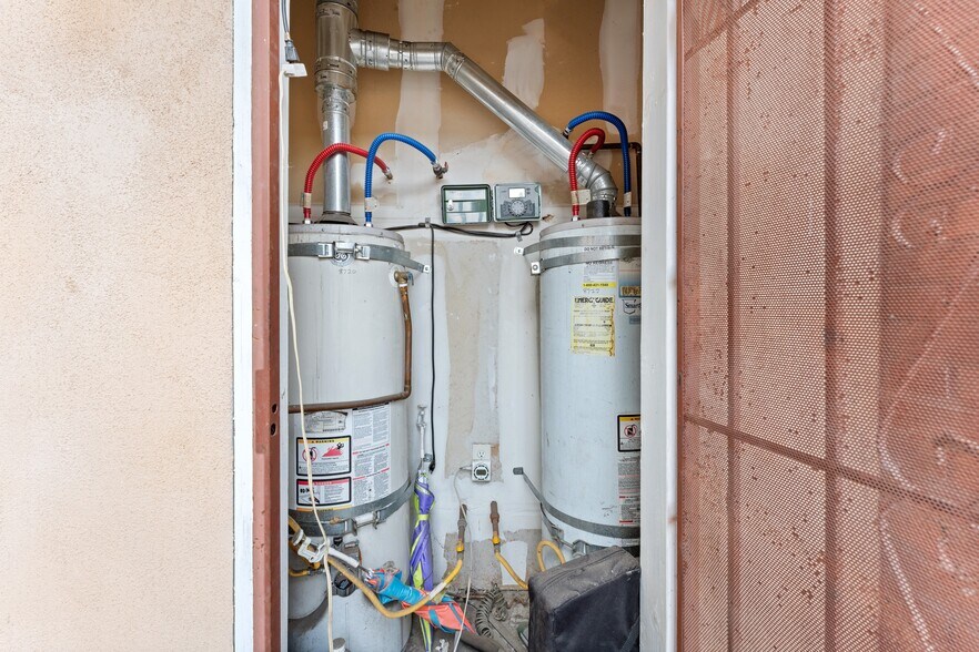 More Photos Of 8720 Villa Dr, Whittier Apartments For Sale