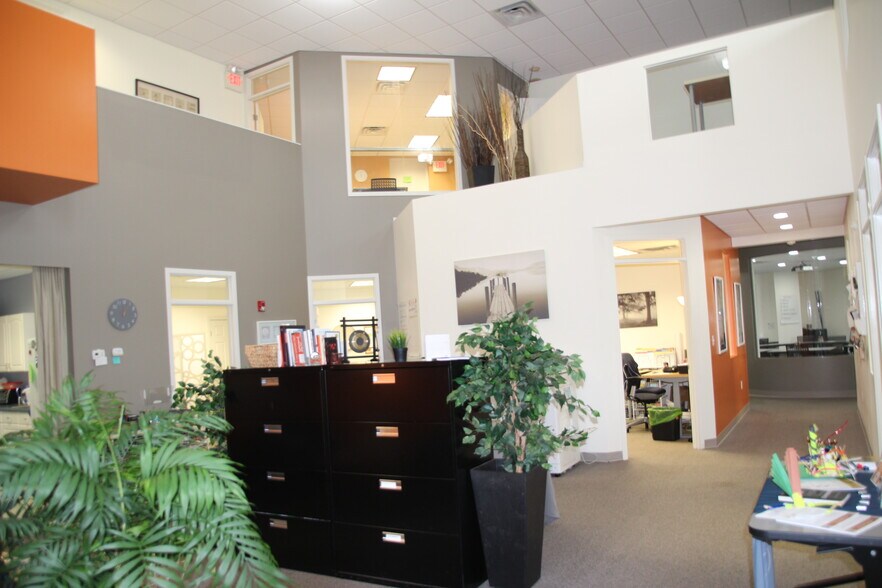 More Photos Of 15 Research Dr, Woodbridge Office For Lease
