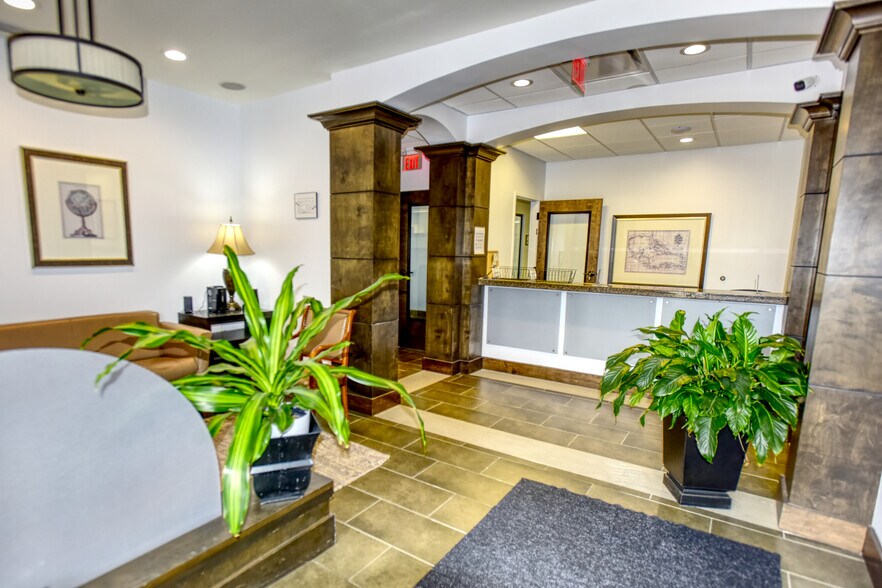 More Photos Of 831 W Morse Blvd, Winter Park Office For Lease