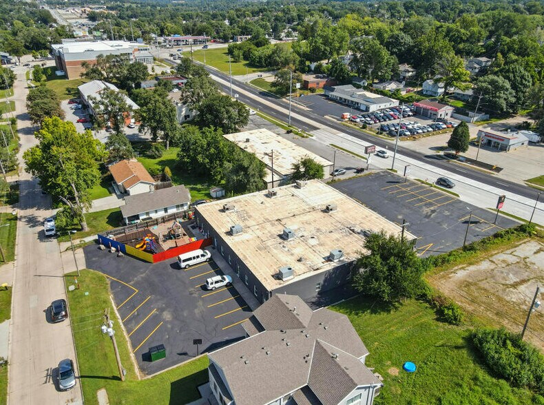 More Photos Of 2506-2510 N 72nd St, Omaha Daycare Center For Lease