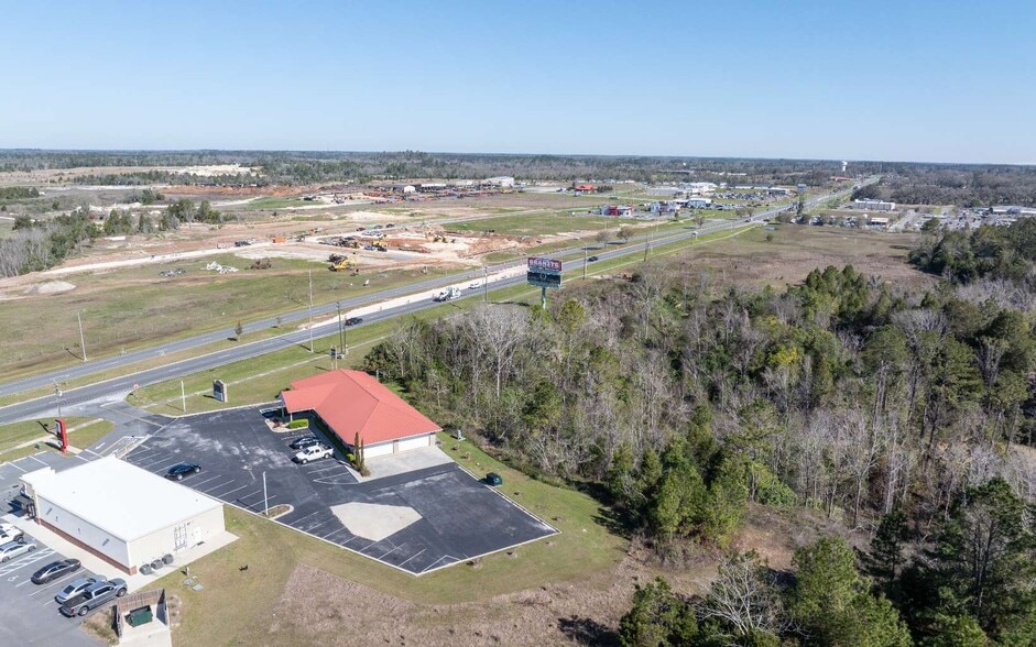 More Photos Of 1720 N Ohio Ave, Live Oak Office For Sale