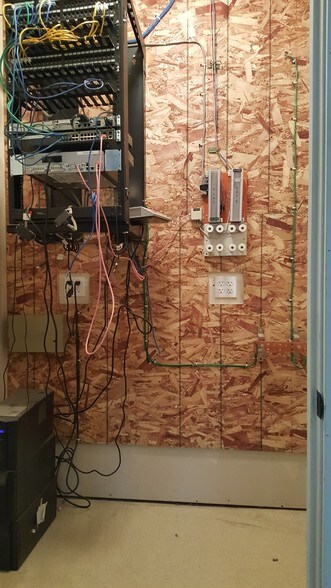 More Photos Of 2815 Laverne Ave, Klamath Falls Flex For Sale