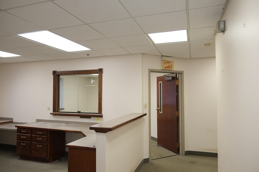 More Photos Of 4085 Seneca St, West Seneca Medical For Lease