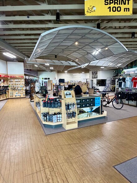 More Photos Of 3576 Peachtree Industrial Blvd, Duluth Freestanding For Sale