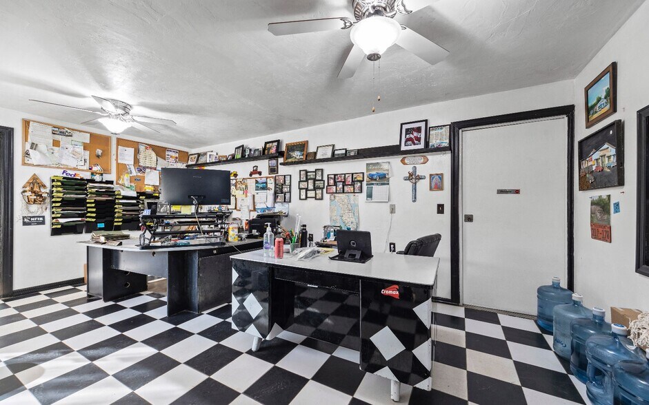 More Photos Of 13508 US HWY 90, Live Oak Industrial For Sale