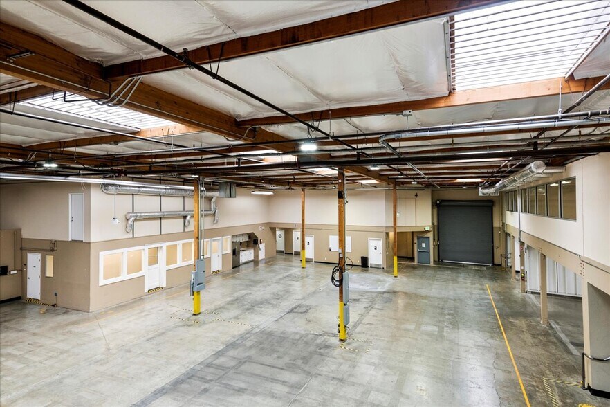 More Photos Of 901 Shasta St, Redwood City Warehouse For Lease