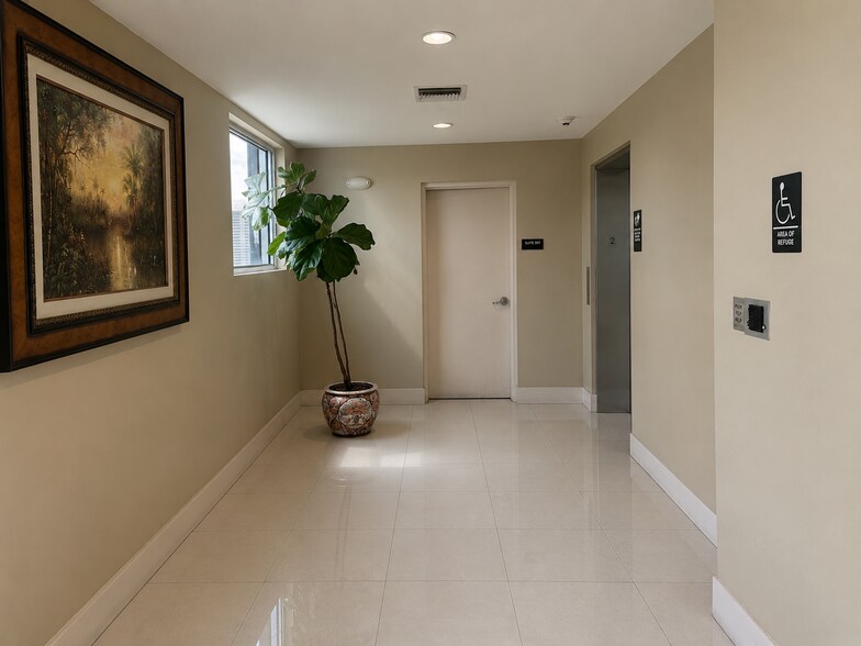 More Photos Of 8476 SW 40th St, Miami Storefront Retail Office For Lease