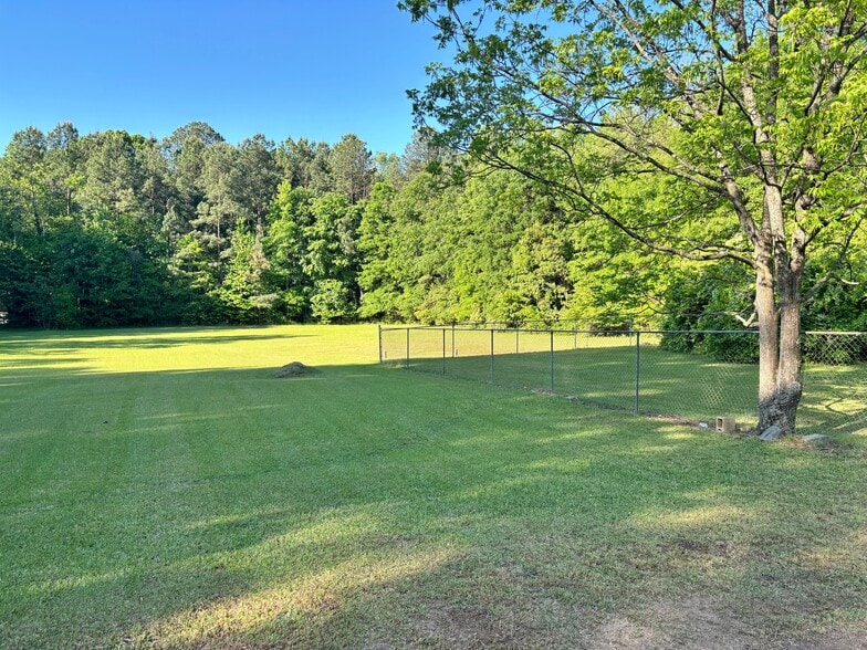More Photos Of 413 W Farley Ave, Laurens Religious Facility For Sale