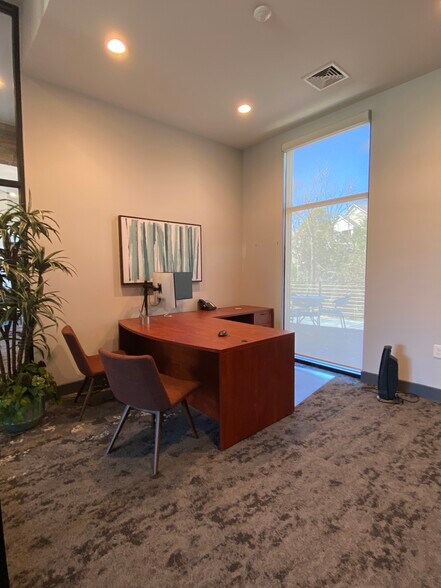 More Photos Of 720 Piper Farm Rd, Fayetteville Office For Lease
