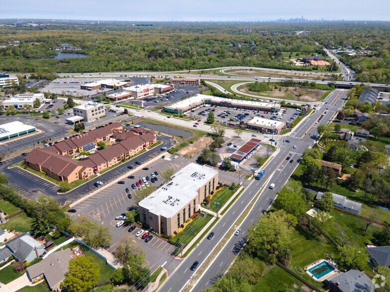 More Photos Of 700 E Ogden Ave, Westmont Medical For Lease