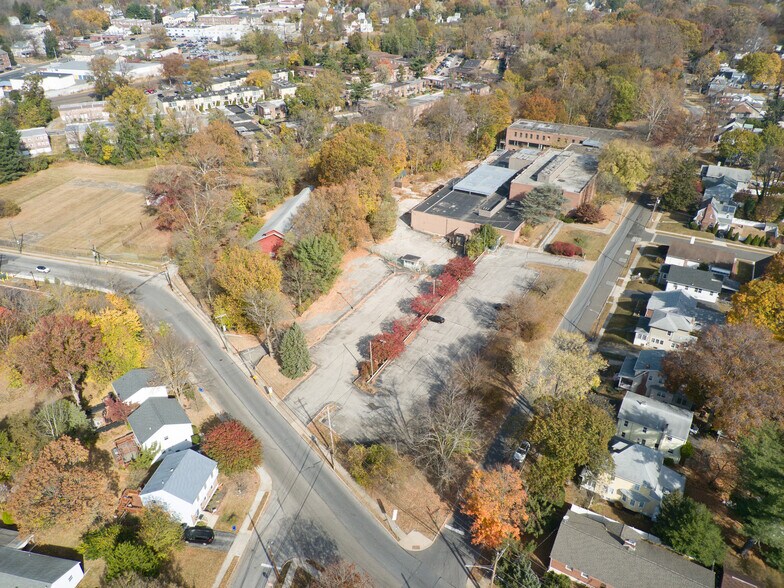 More Photos Of 500 S Ridgeway Ave, Glenolden Research And Development For Sale