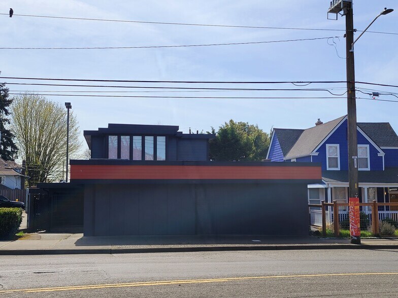 More Photos Of 2040 6th Ave, Tacoma Office For Sale