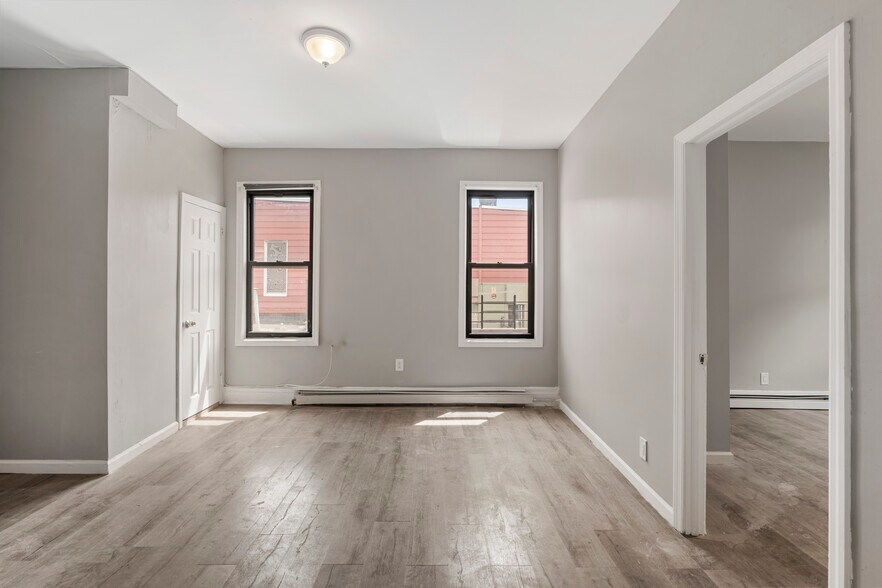 More Photos Of 1711 Zerega Ave, Bronx Storefront Retail Residential For Sale