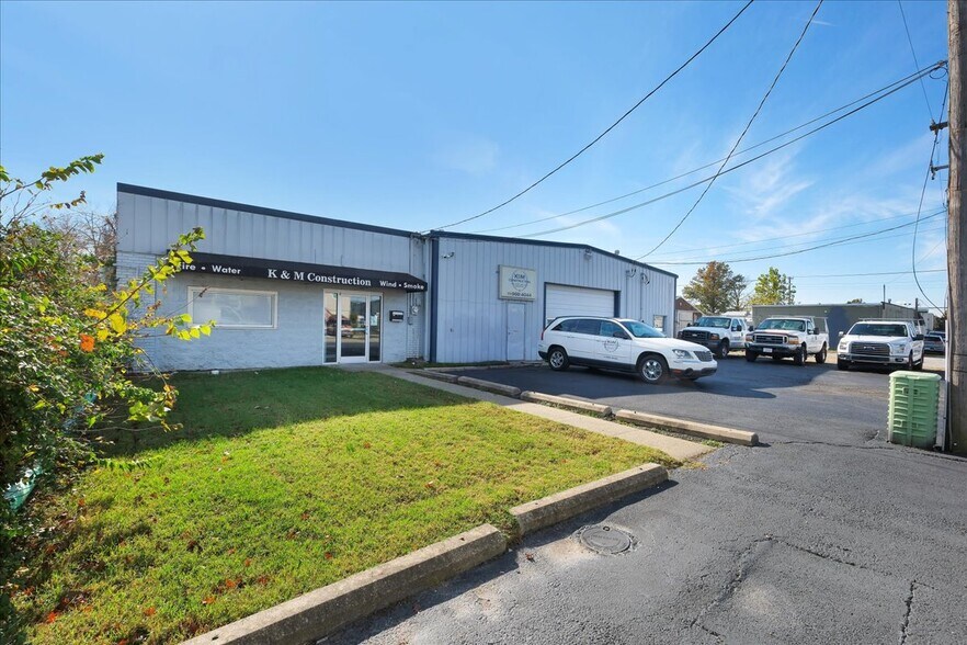 More Photos Of 1518 Petunia Ave, Louisville Warehouse For Sale