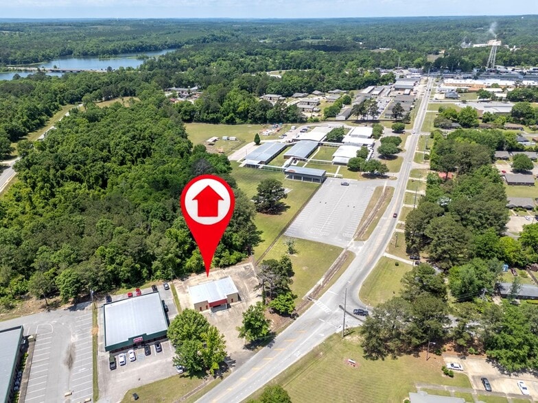 More Photos Of 511 State Docks Rd, Eufaula Medical For Sale