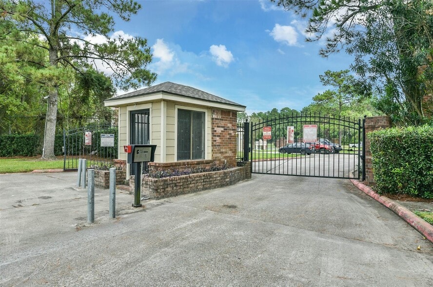 More Photos Of , Dickinson Multifamily For Sale